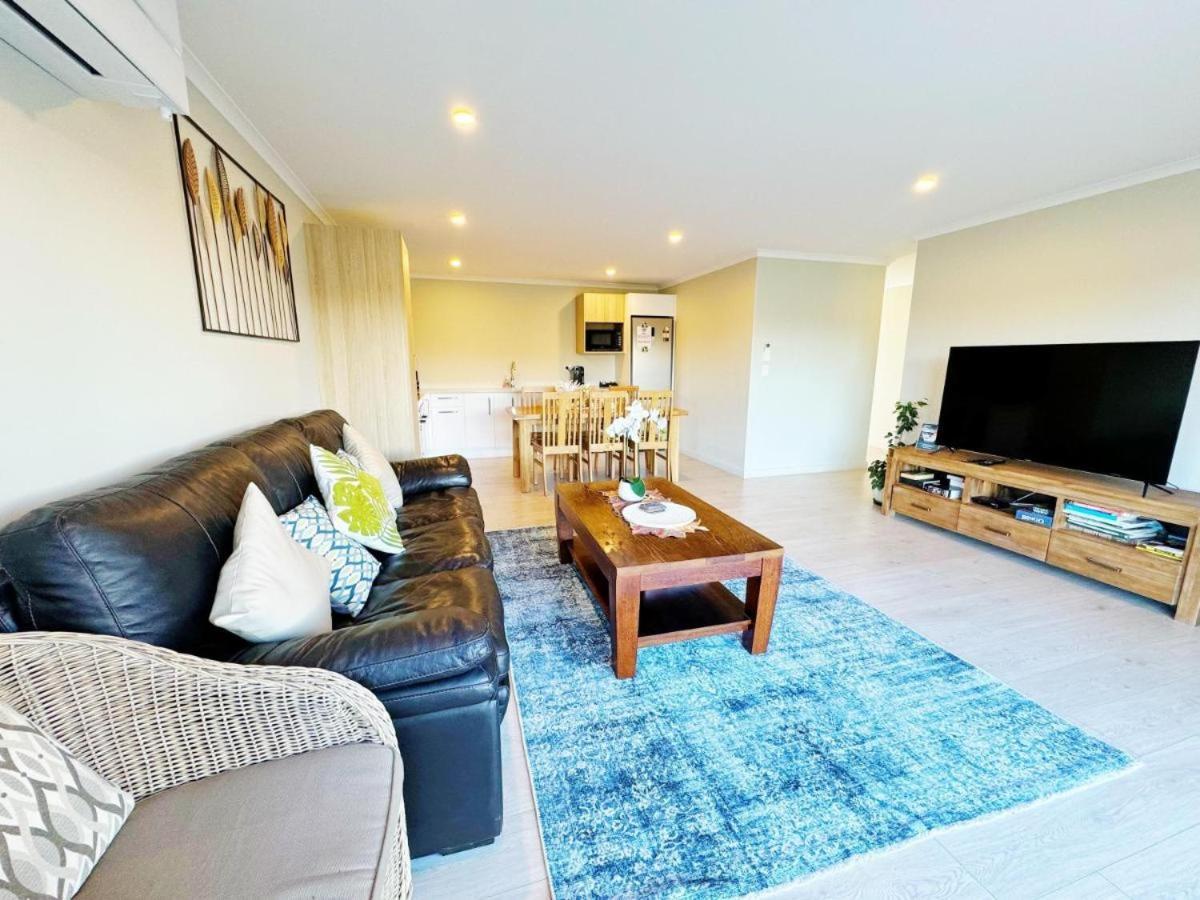 April Apartments Lac Tekapo Extérieur photo